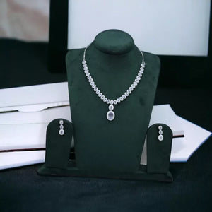 Timeless Elegance: The Allure of Pearl Choker Necklaces