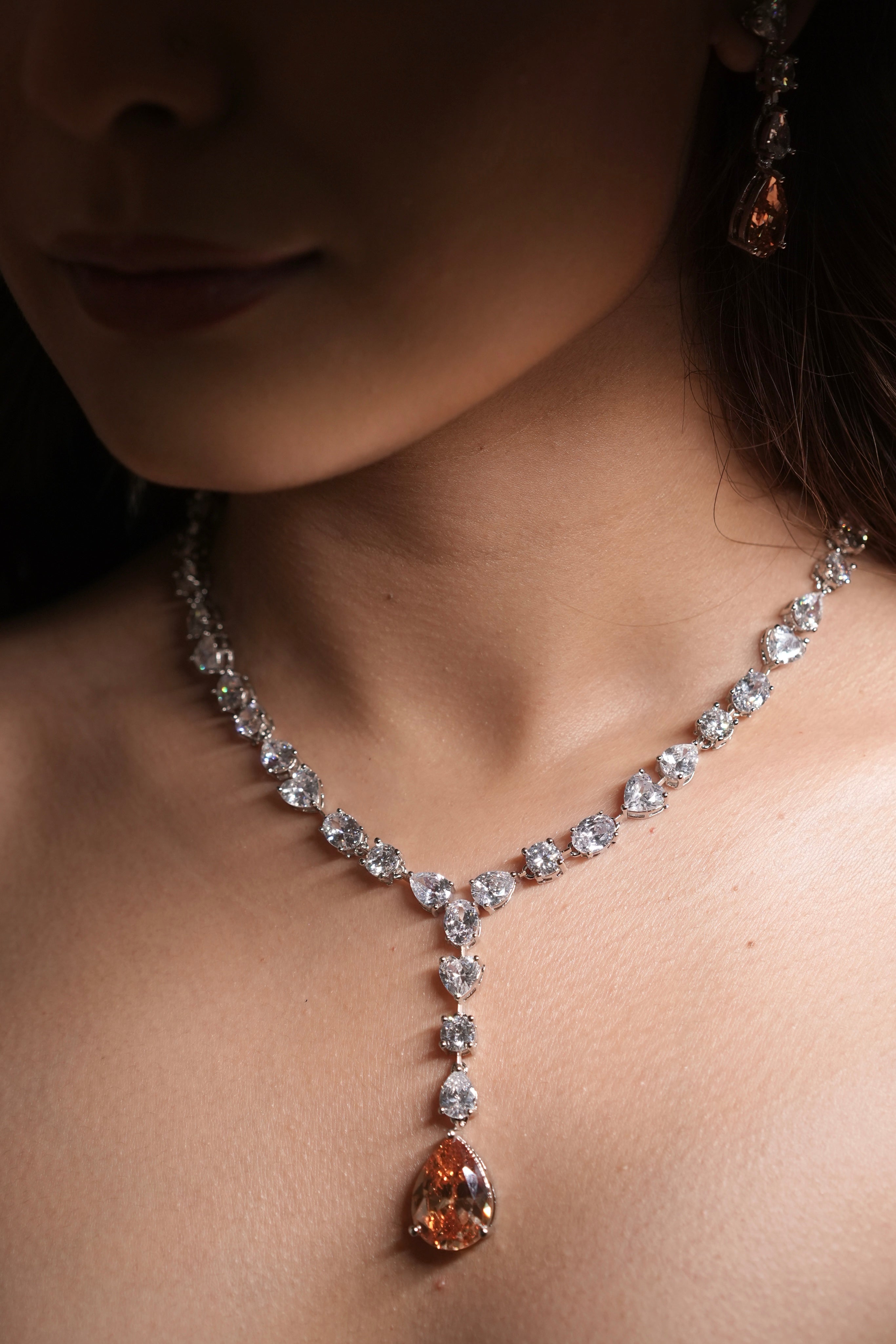 Champagne Drop Statement Necklace Set – Luxe Evening Edit