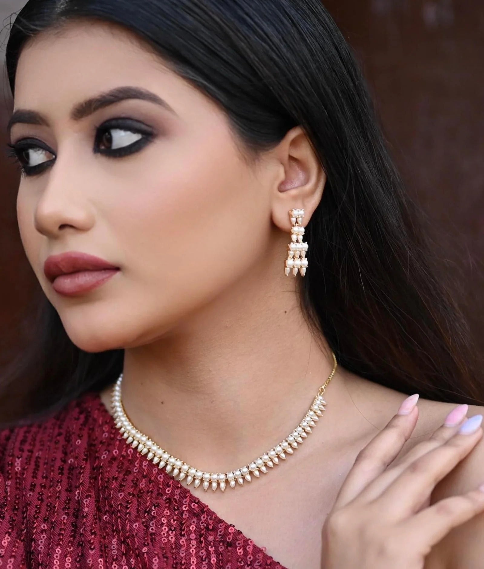 Pearl_necklace1-1.jpg