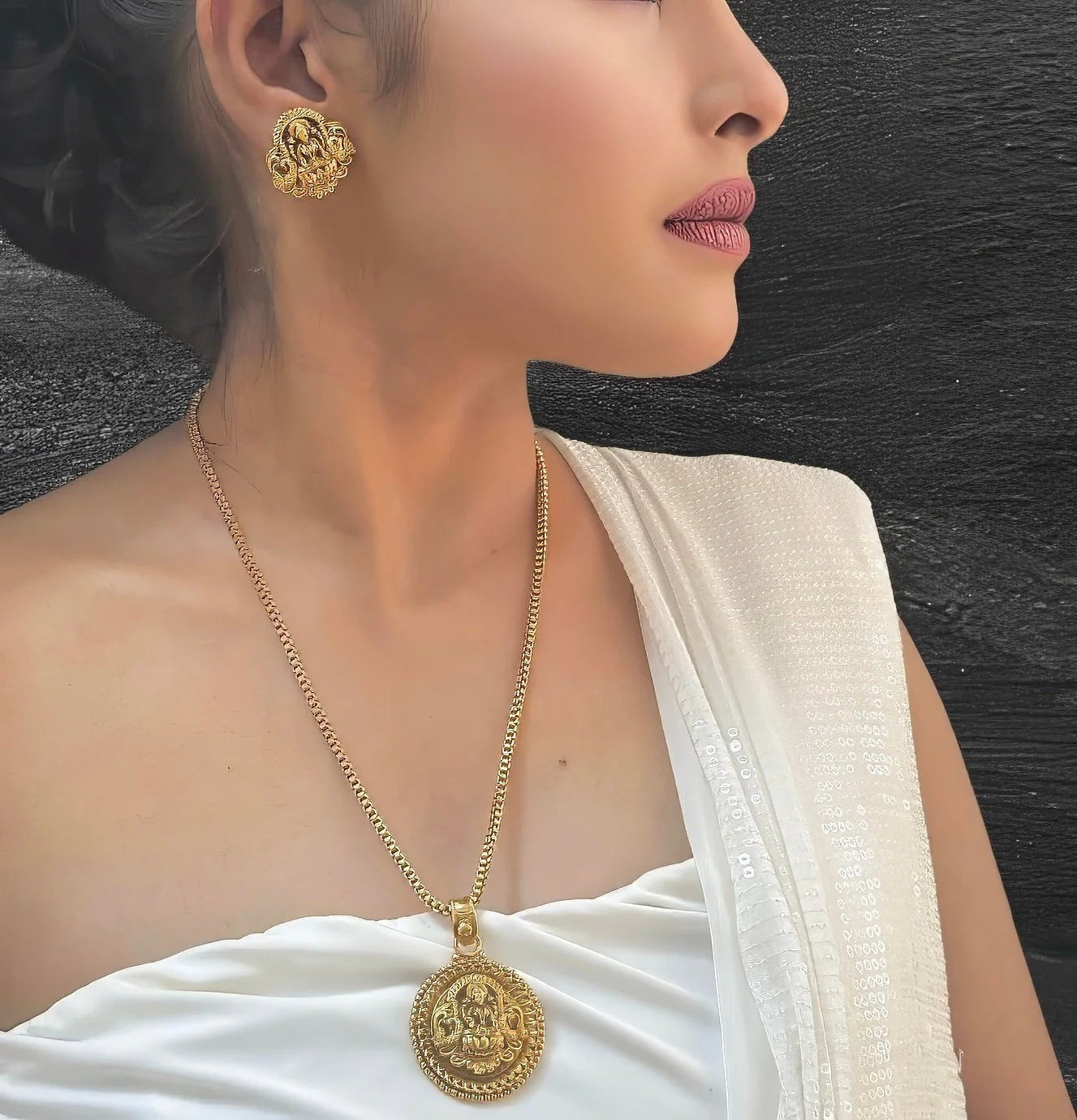 pallavi20unnamed-69-topaz-denoise-sharpen.jpg