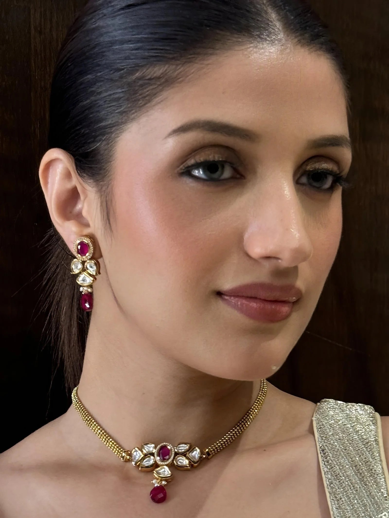 Red-Sleek-Necklace1-1.jpg