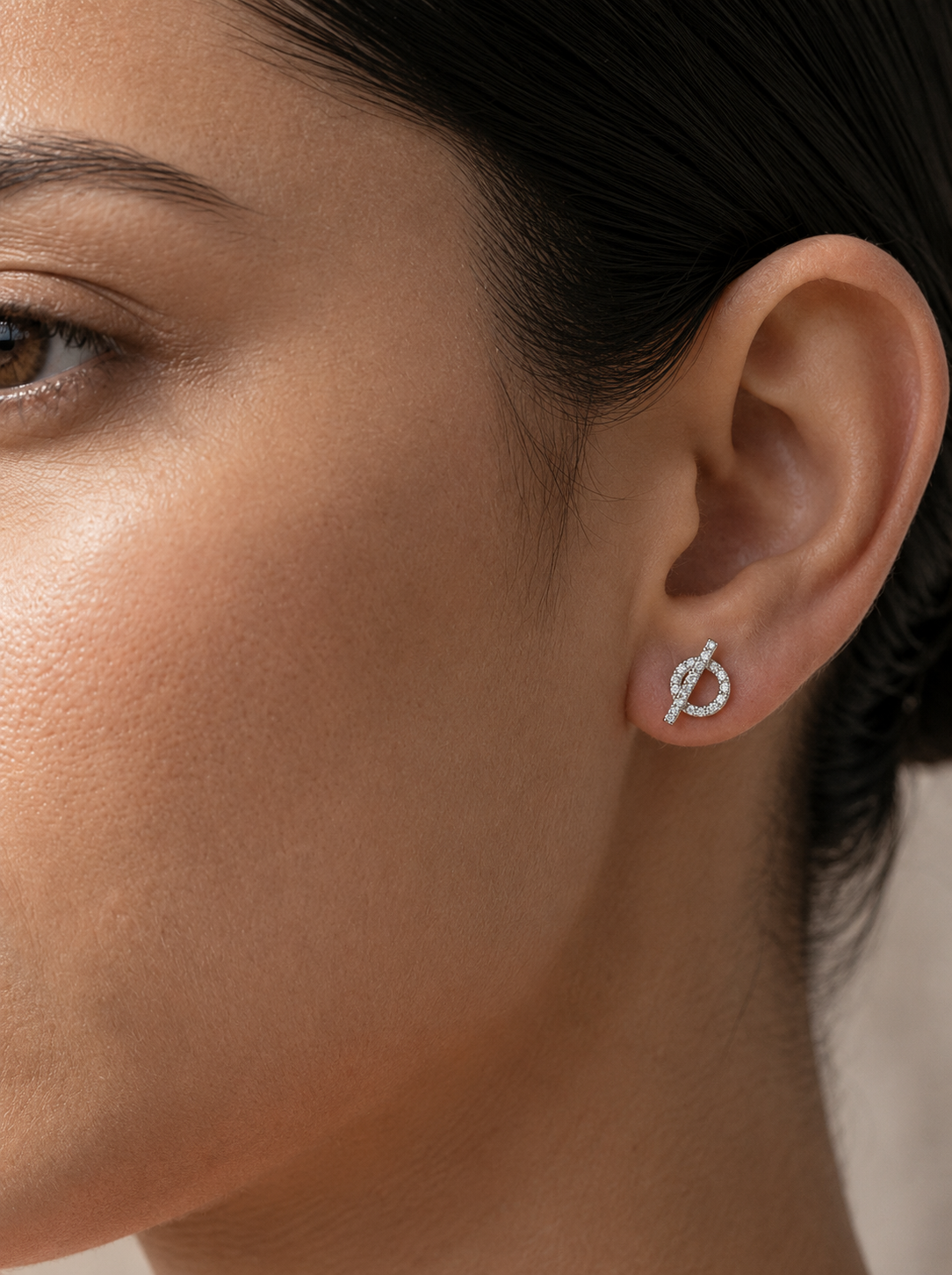 925 Silver Heart Stud Earrings – Everyday Sparkle with a Romantic Touch