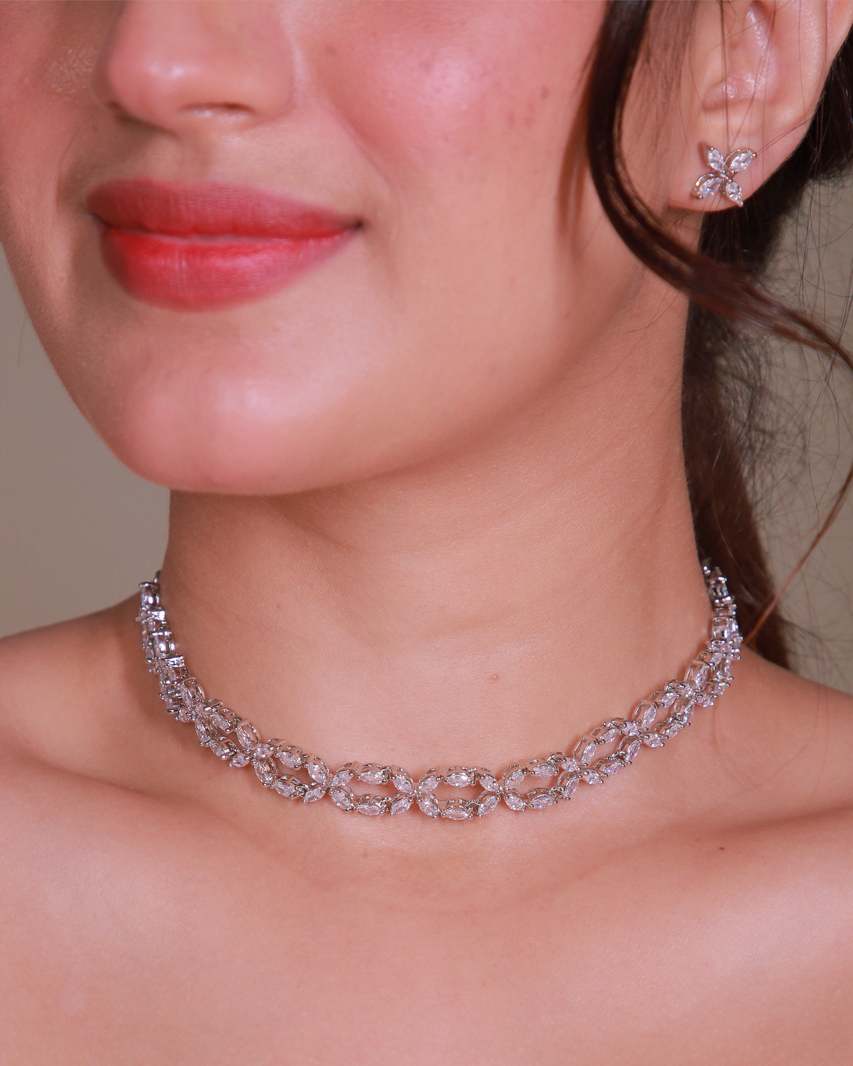 Infinity Crystal Diamond Look Choker Set – Elegant Evening Edit