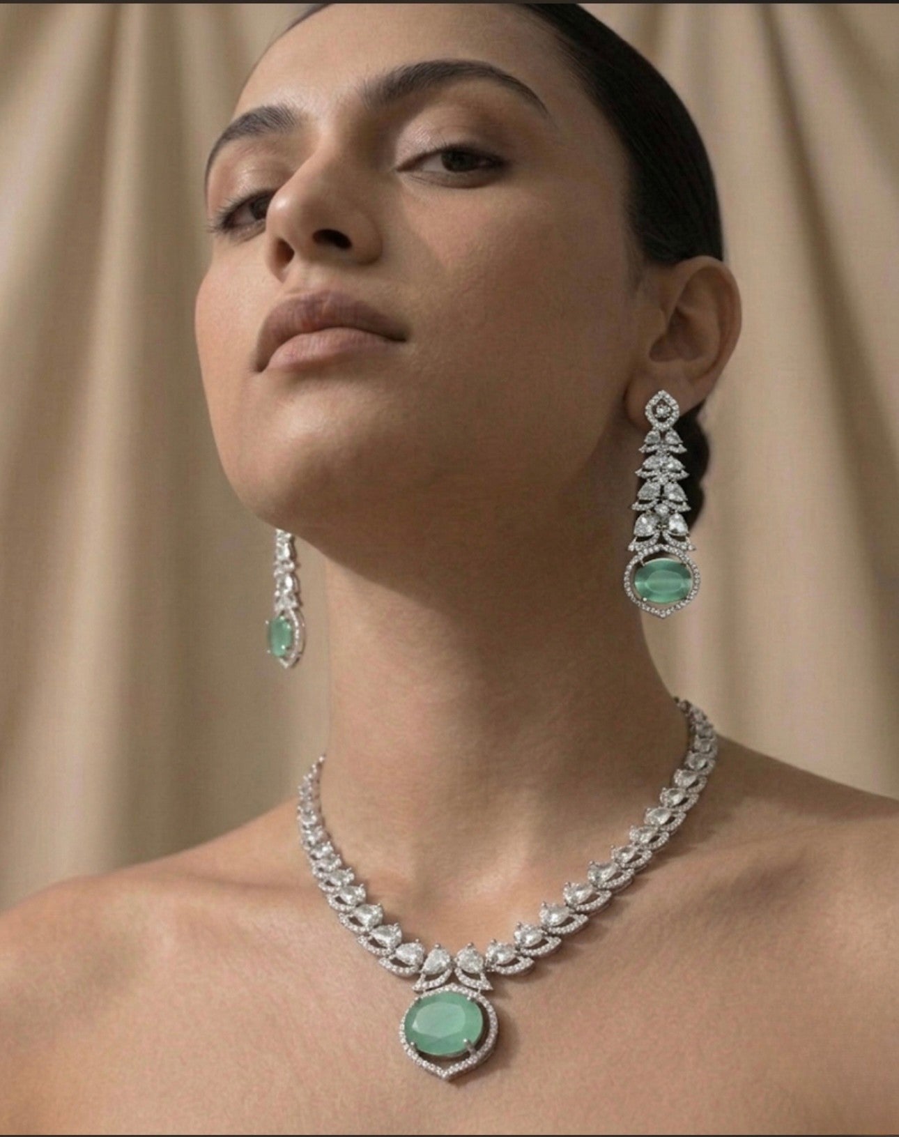 Green Radiance Diamond Halo Jewelry Set