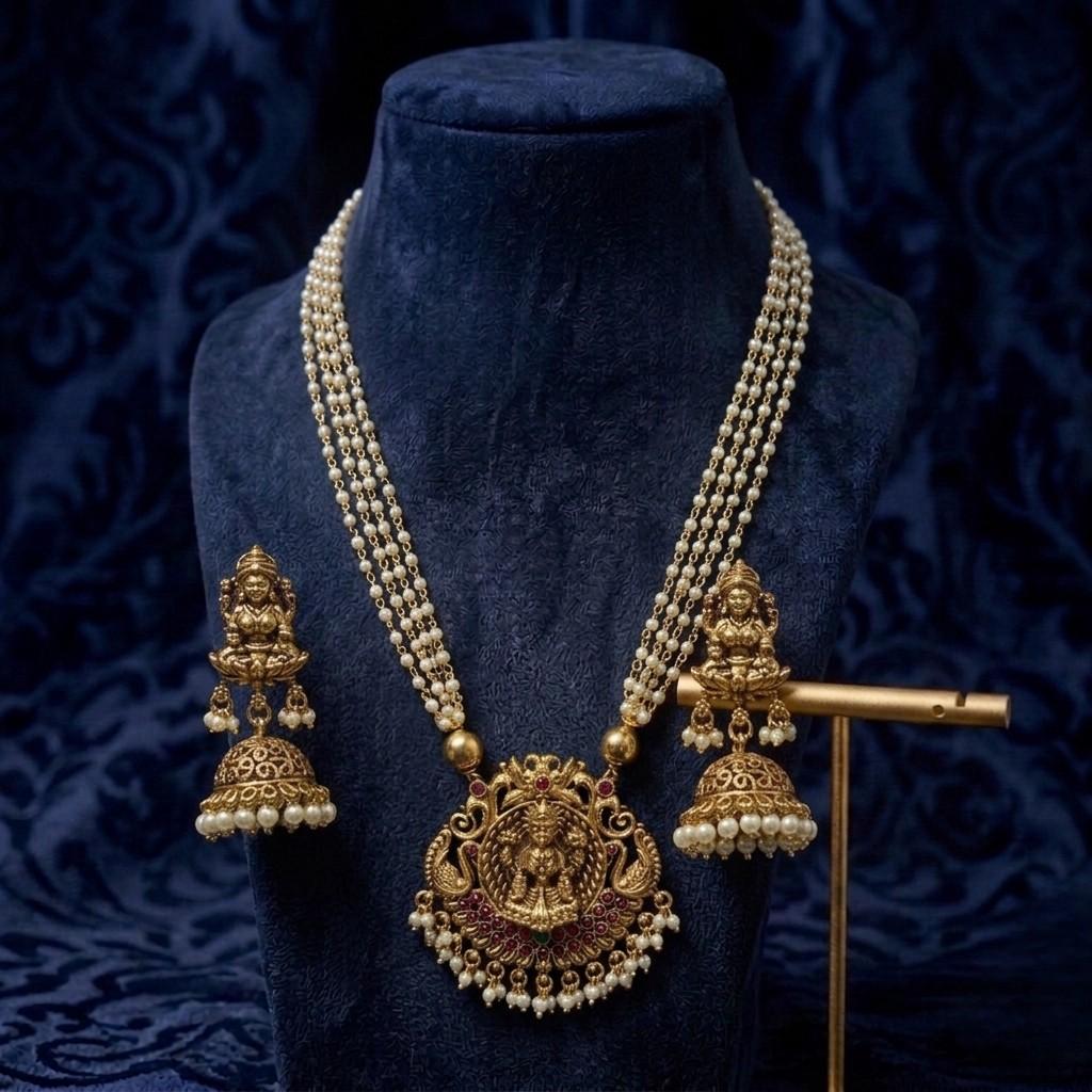 Radiance of Tradition: Pearl & Gold Temple Jewelry Set