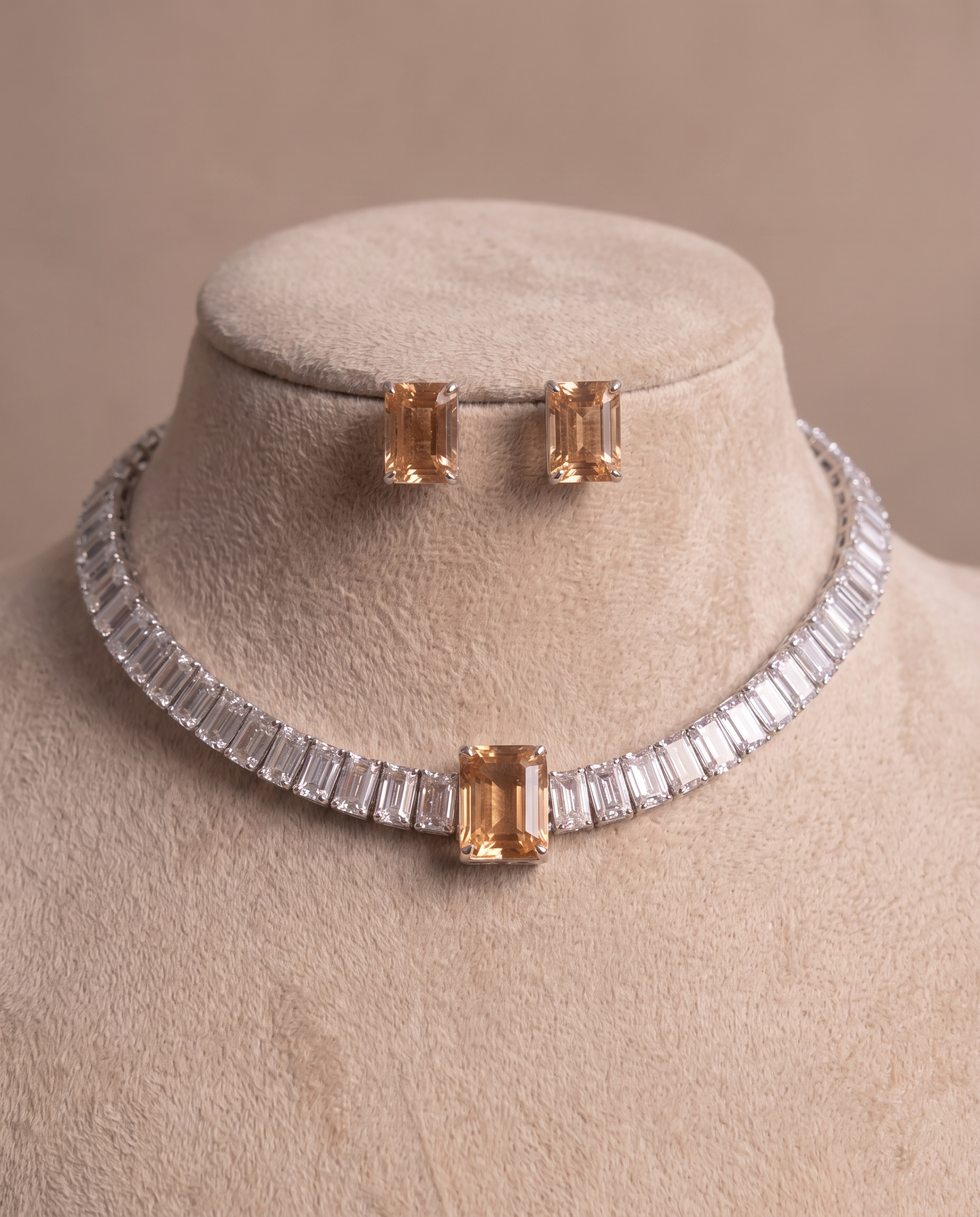 Champagne Baguette Diamond Look Choker Set – Luxe Evening Edit