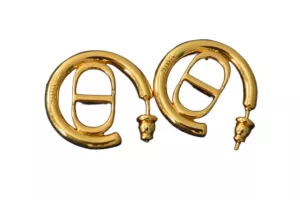 Gold-Plated Hoop Earrings: Classic and Stylish Accessories