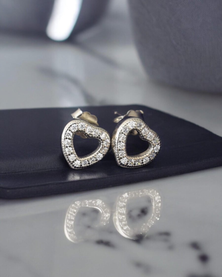 silver-92.5-feart-shaped-earrings.01