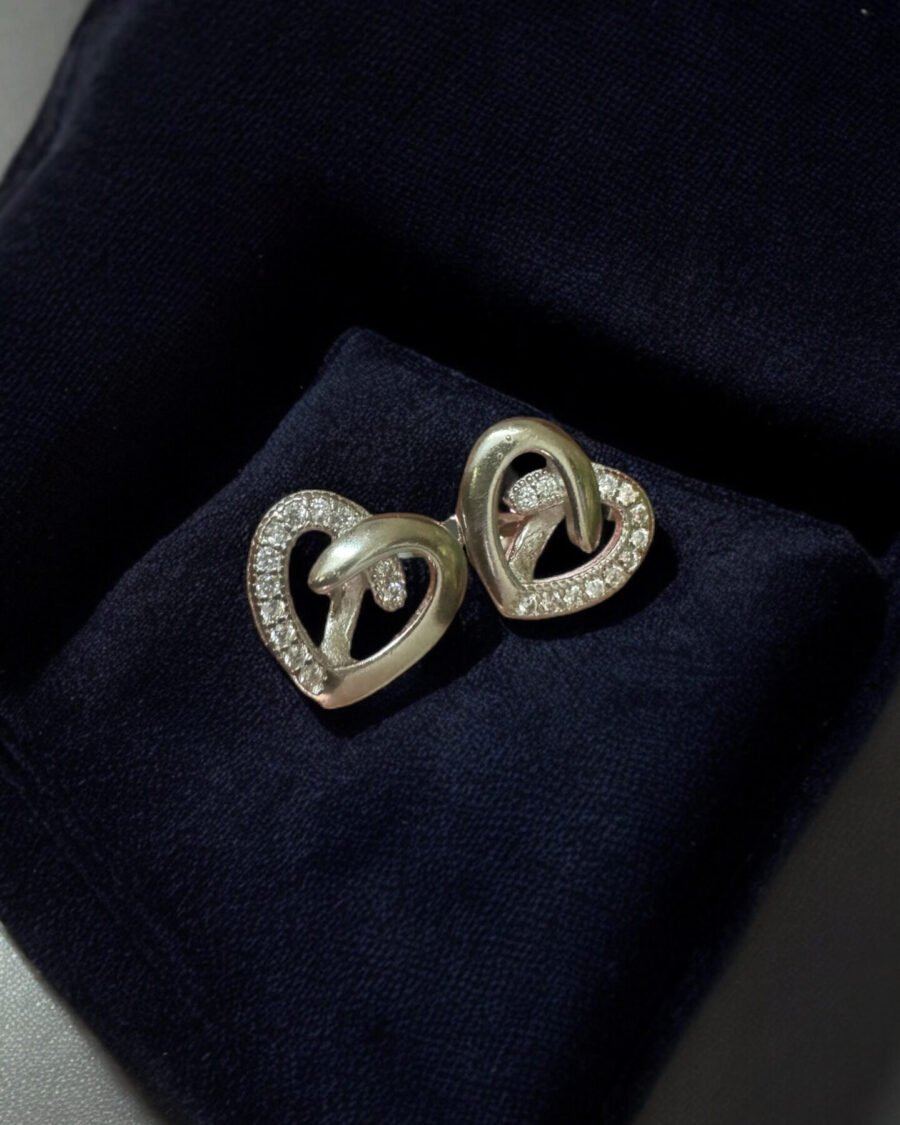 silver-92.5-heartshape-earrings