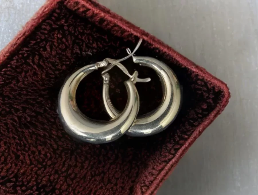 Elegant silver timeless design