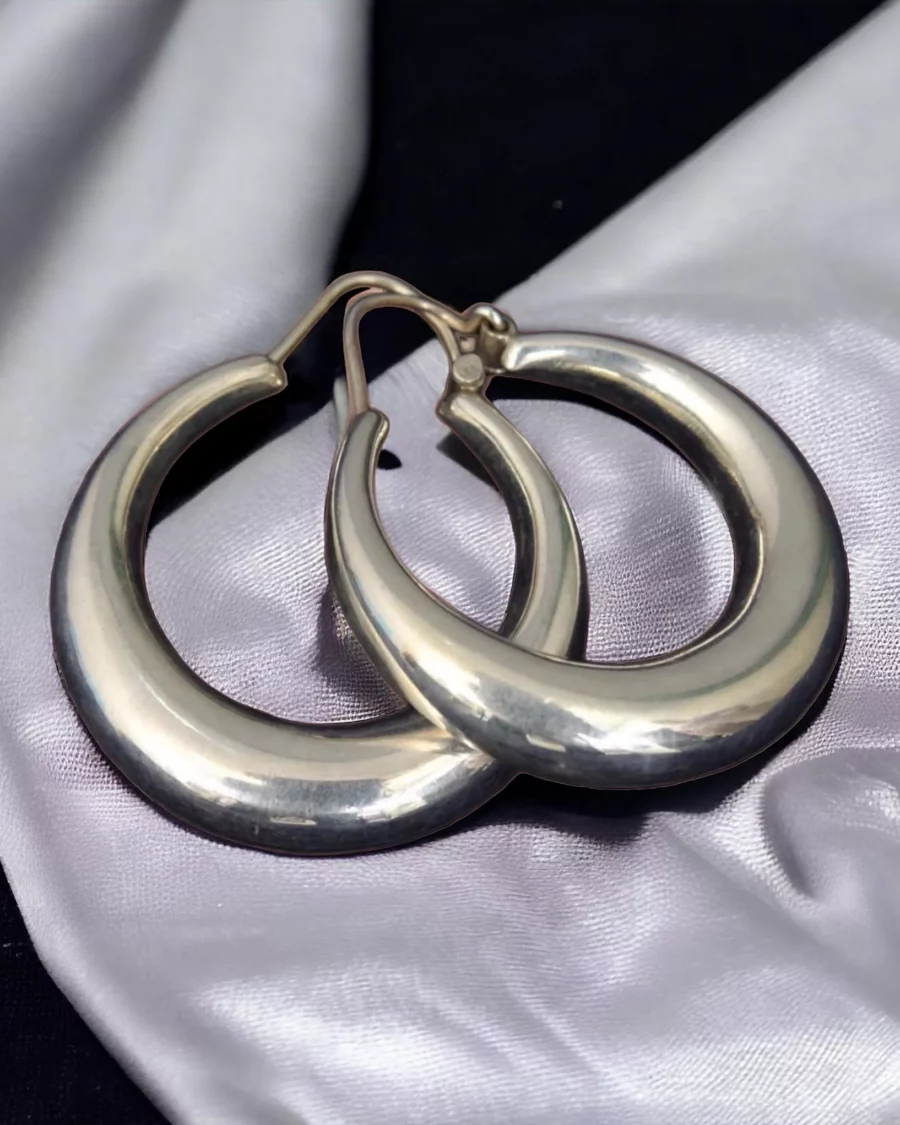 Sterling silver 925