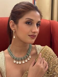 Timeless Beaded Necklace Set with Dazzling Teardrop Pendants