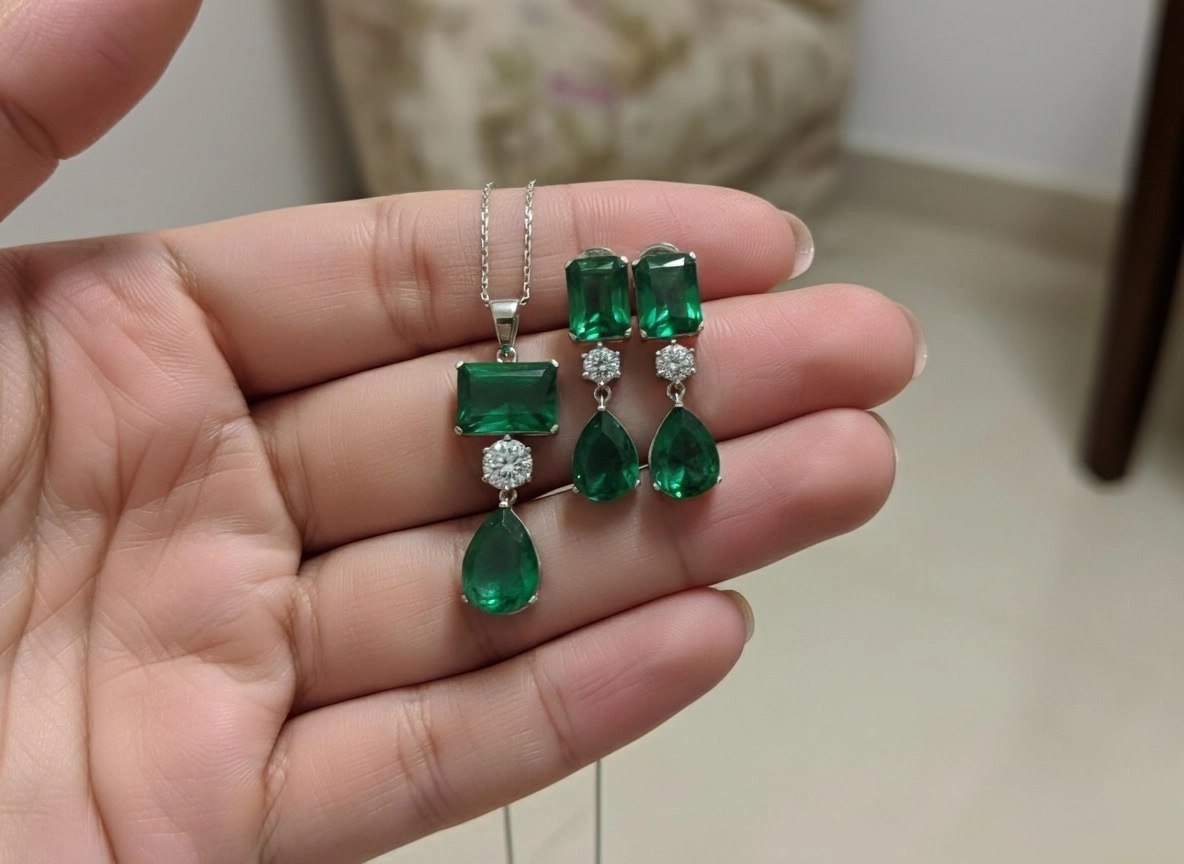 Elegant Semi-Precious Green Stone Pendant and Earring Set